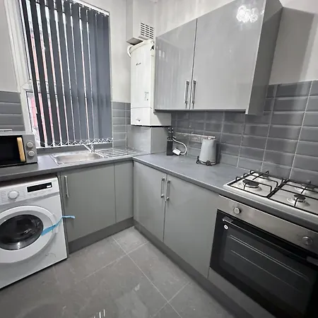 بيت للعطل Modernised 3 Bedroom House, Lascelle *