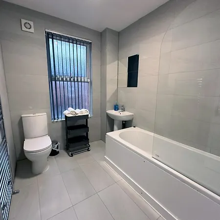 بيت للعطل Modernised 3 Bedroom House, Lascelle *